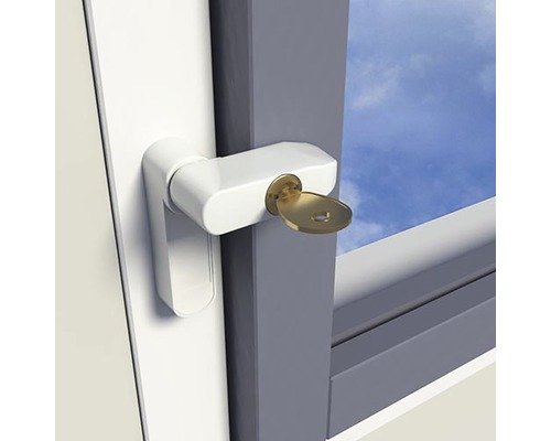 Raamkruk met sleutel in het raam