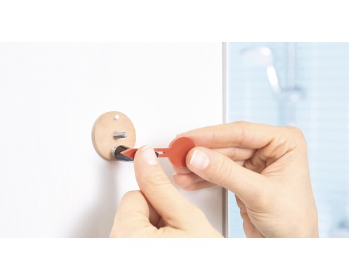 Bevestiging van een plug met montagetool