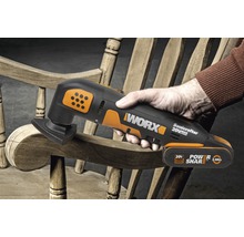 Worx Sonicrafter multifunctioneel gereedschap in gebruik op een houten stoel