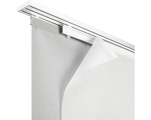 Gordijnrail met paneelwagen en paneelgordijn