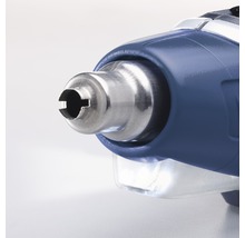 Detailopname van een blauw elektrisch gereedschap met metalen punt