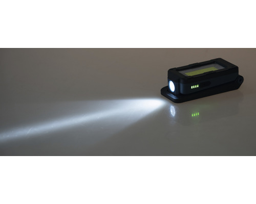 Werk lamp met lichtstraal