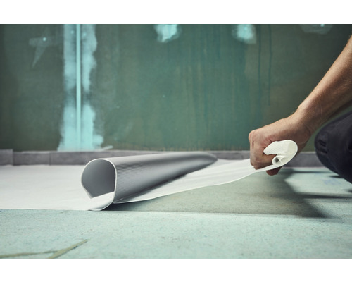 Aanbrengen van afdichtingsbanen in de badkamer