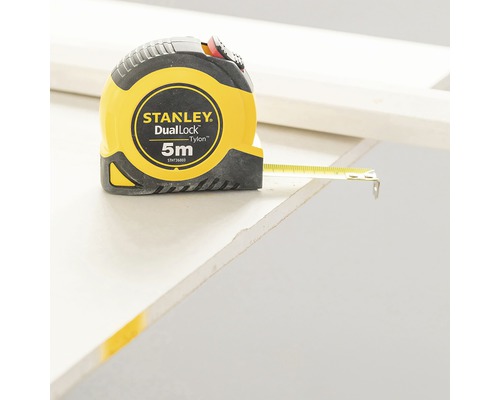 Stanley rolmaat met een lengte van 5 meter.