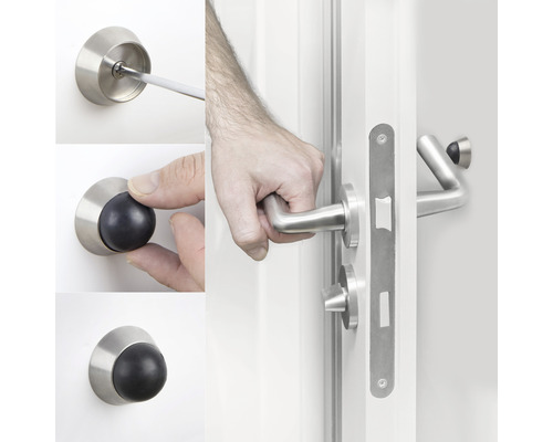 Deurklinken en deurstopper montage close-up