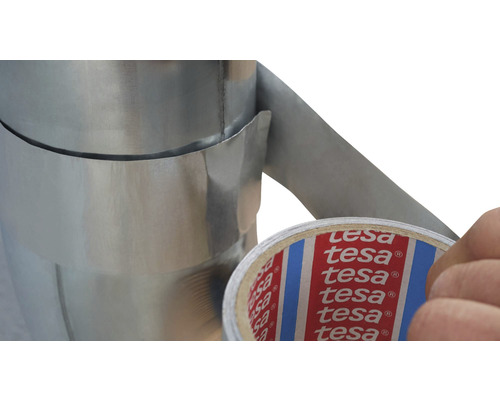 Isolatie van een buis met Tesa ducttape