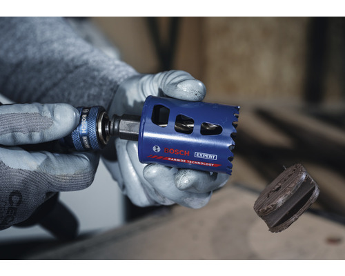 Boorkroonopname met Bosch logo en boorkernuitwerper