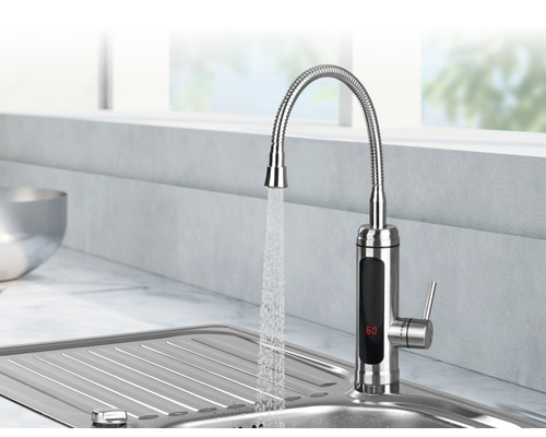 Keukenkraan met digitale temperatuurweergave en flexibele zwanenhals