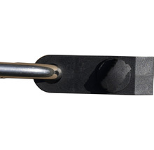 Detailweergave van een bout op een zwarte hoekconnector