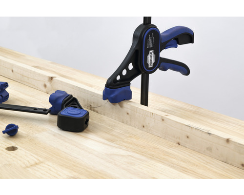 Werkbank met snelspanklem voor het vastzetten van hout