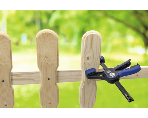 Houten hek met lijmklem