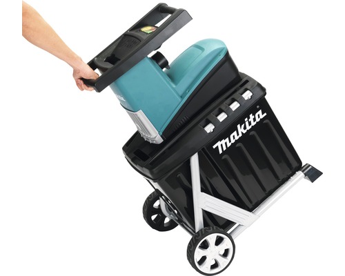 Makita hakselaar met opvangbak en wielen voor gemakkelijke verplaatsing