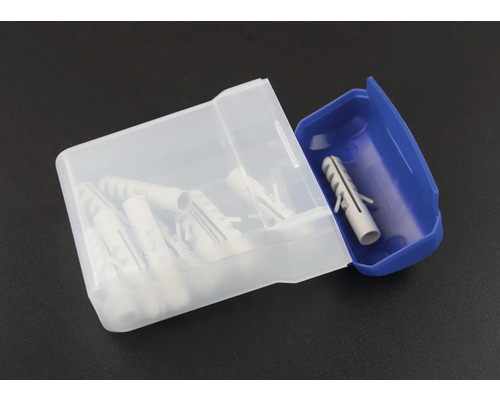 Pluggen in een transparante en blauwe plastic doos