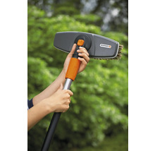 Gardena wasborstel met telescopische steel voor het reinigen van tuinmeubelen