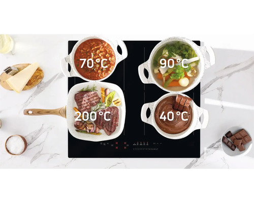 Een zwart kookveld met vier kookzones, elk met een pan die verschillende temperaturen aangeeft.