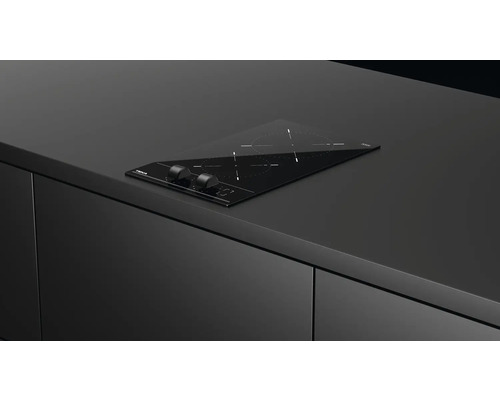 Teka inductiekookplaat op een aanrecht