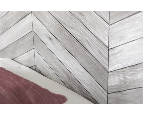 Wandpaneel met houtlook in visgraatmotief