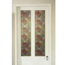 Witte deur met bloemenglazen ontwerp