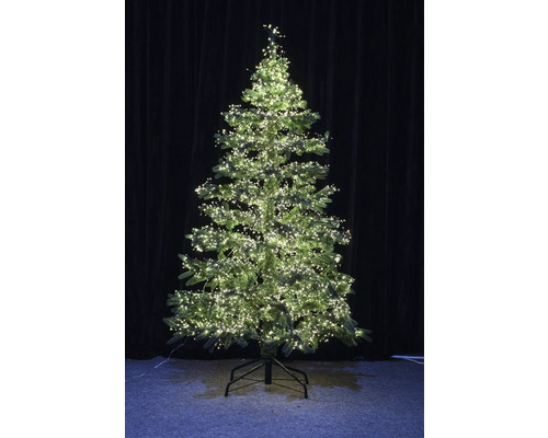 Kunstkerstboom met verlichting op een standaard