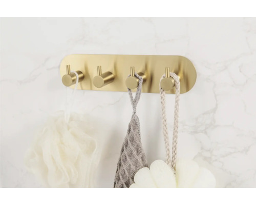 Wandkapstok met vier haken en badkameraccessoires