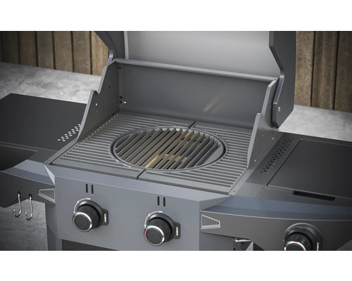 Gasbarbecue met open deksel en grillrooster