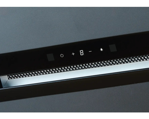 Detailweergave van een afzuigkap met bedieningspaneel en verlichting