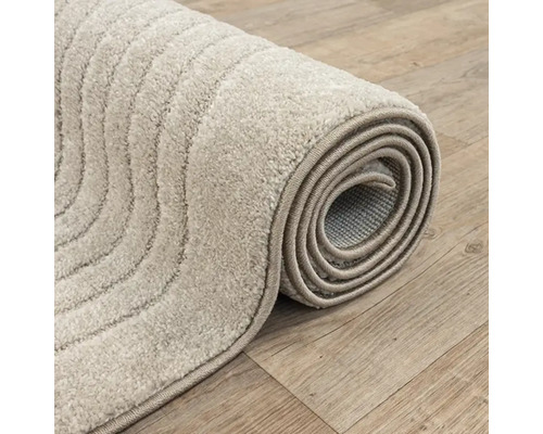 Opgerolde vloerkleed met streepmotief