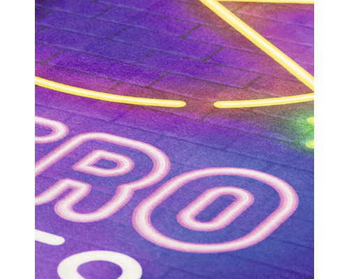 Decoratieve poster met neonletters en bakstenen muur achtergrond