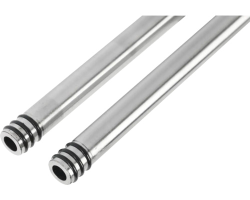 Twee metalen buizen met rubberen ringen