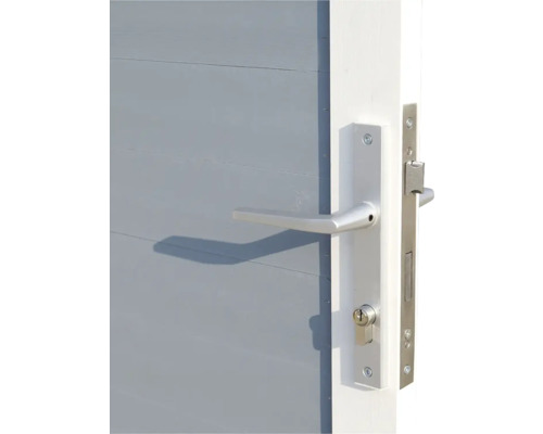 Close-up van een deur met zilverkleurige deurklink en slot