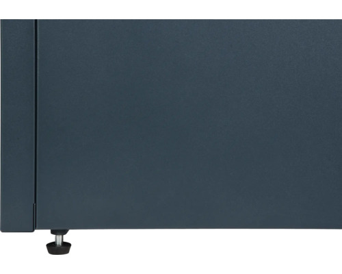 Detailaanzicht van een kast met verstelbare voet.