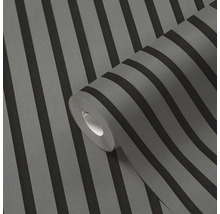 Rol behang met streepmotief