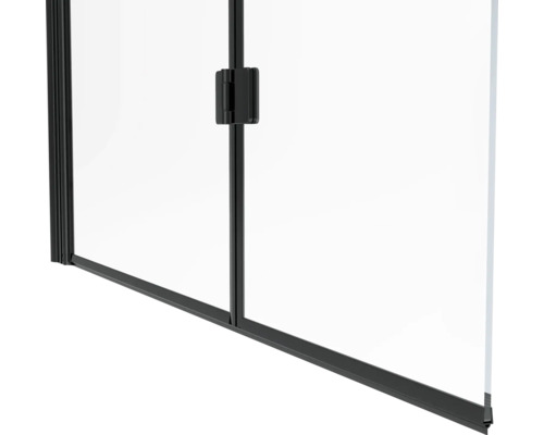 Detailopname van een douchecabine met zwart frame en helder glas