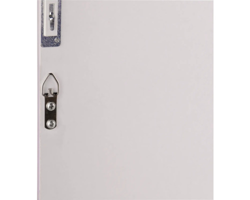 Achterkant van een fotolijst met hangers