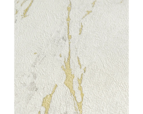 Close-up van een wit behang met gouden accenten voor wanddecoratie