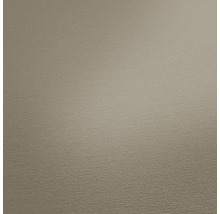 Close-up van een beige vliesbehang met fijne structuur