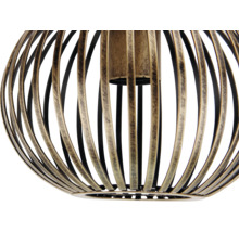 Gedetailleerde foto van een hanglamp met metalen frame