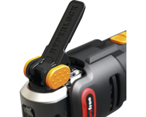 Gedetailleerd beeld van een oscillerende multifunctionele gereedschapsmachine met Hyperlock-systeem