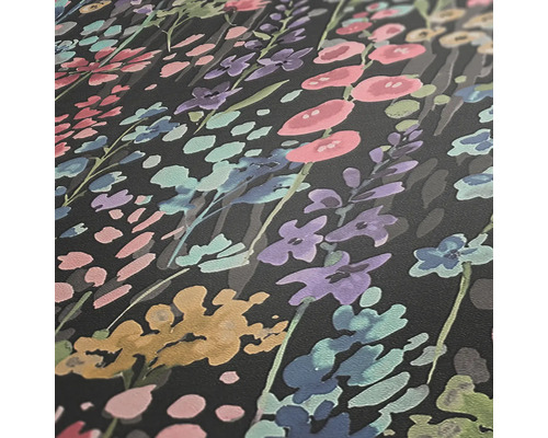 Close-up van een behang met bloemmotief