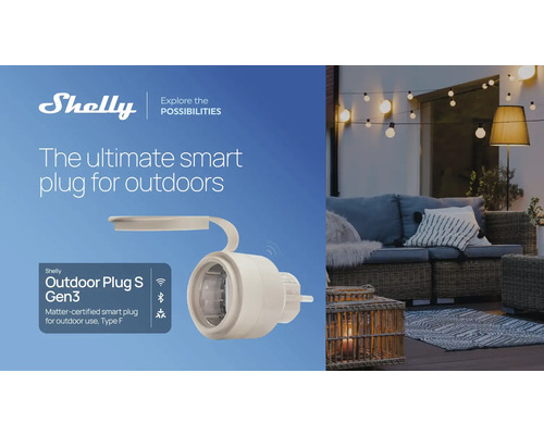 Shelly Logo. Matter-gecertificeerde slimme stekker voor buiten, type F. Terras met bank en lichtsnoer.