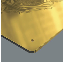 Metalen bord met motief en boorgat