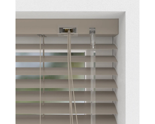 Raamjaloezie met bedieningsmechanisme