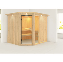 Houten hoeksauna met glazen deur en binnenverlichting.