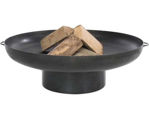 Stalen vuurschaal met blokken hout