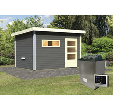 Houten tuinhuis met saunaoven in de tuin