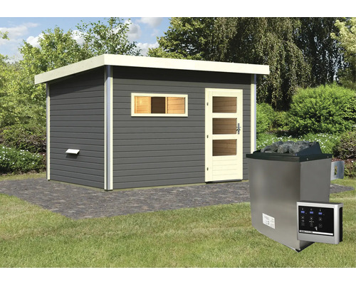 Houten tuinhuis met saunaoven in de tuin