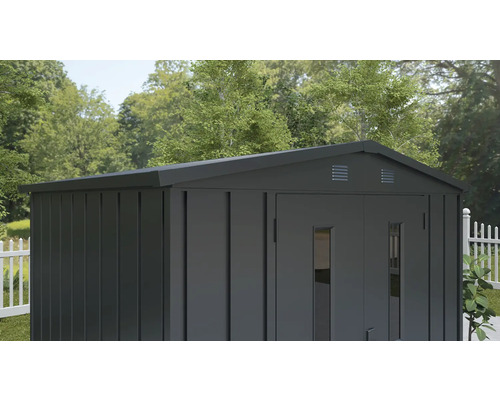 Tuinhuis met dubbele deur en ventilatie in de tuin