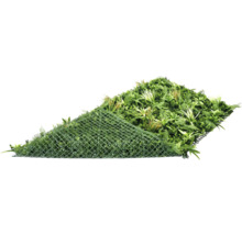 Kunstgrasmat met diverse kunstplanten