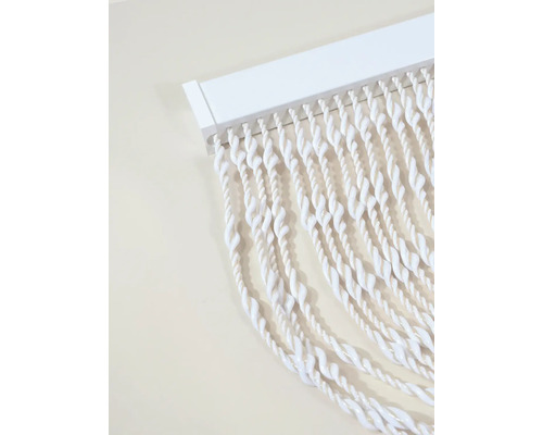 Decoratieve sjaals van gedraaide koorden met beugel