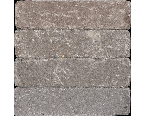 Rechthoekige betonstraatstenen, vier stuks